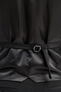 Cavani Malibu – Weste Schwarz 11 Cavani Malibu – Weste Schwarz -Herrenanzug Geschäft cavani malibu weste schwarz 882