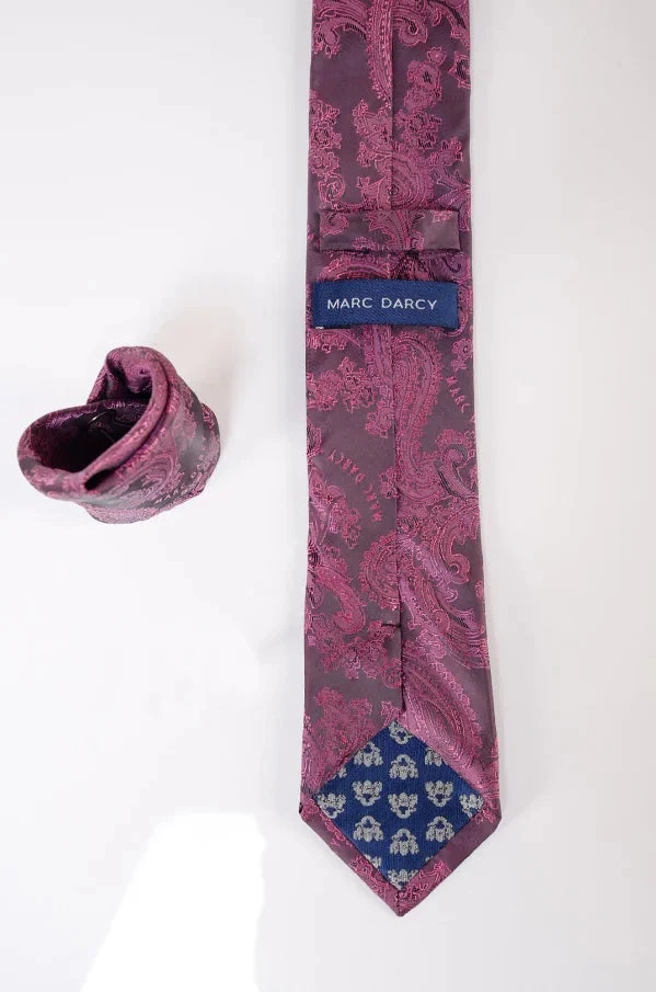 Marc Darcy Gentleman's Set Berry Paisley Krawatte Und Einstecktuch 3 Marc Darcy Gentleman's Set Berry Paisley Krawatte Und Einstecktuch – Bild 3